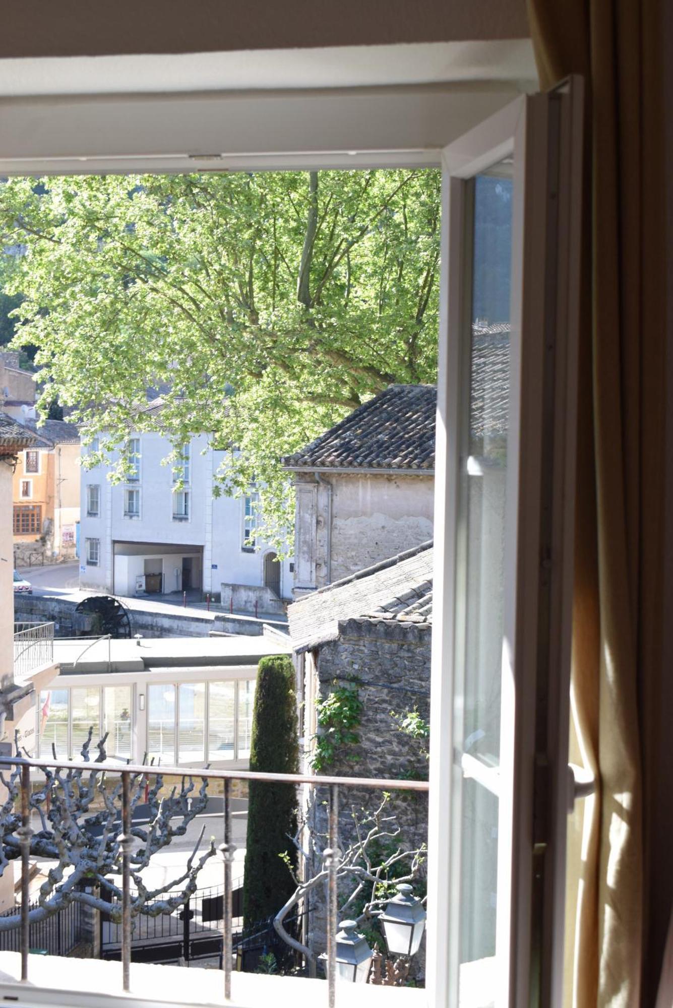 La Figuiere Fontaine De Vaucluse Bed and Breakfast Exteriör bild